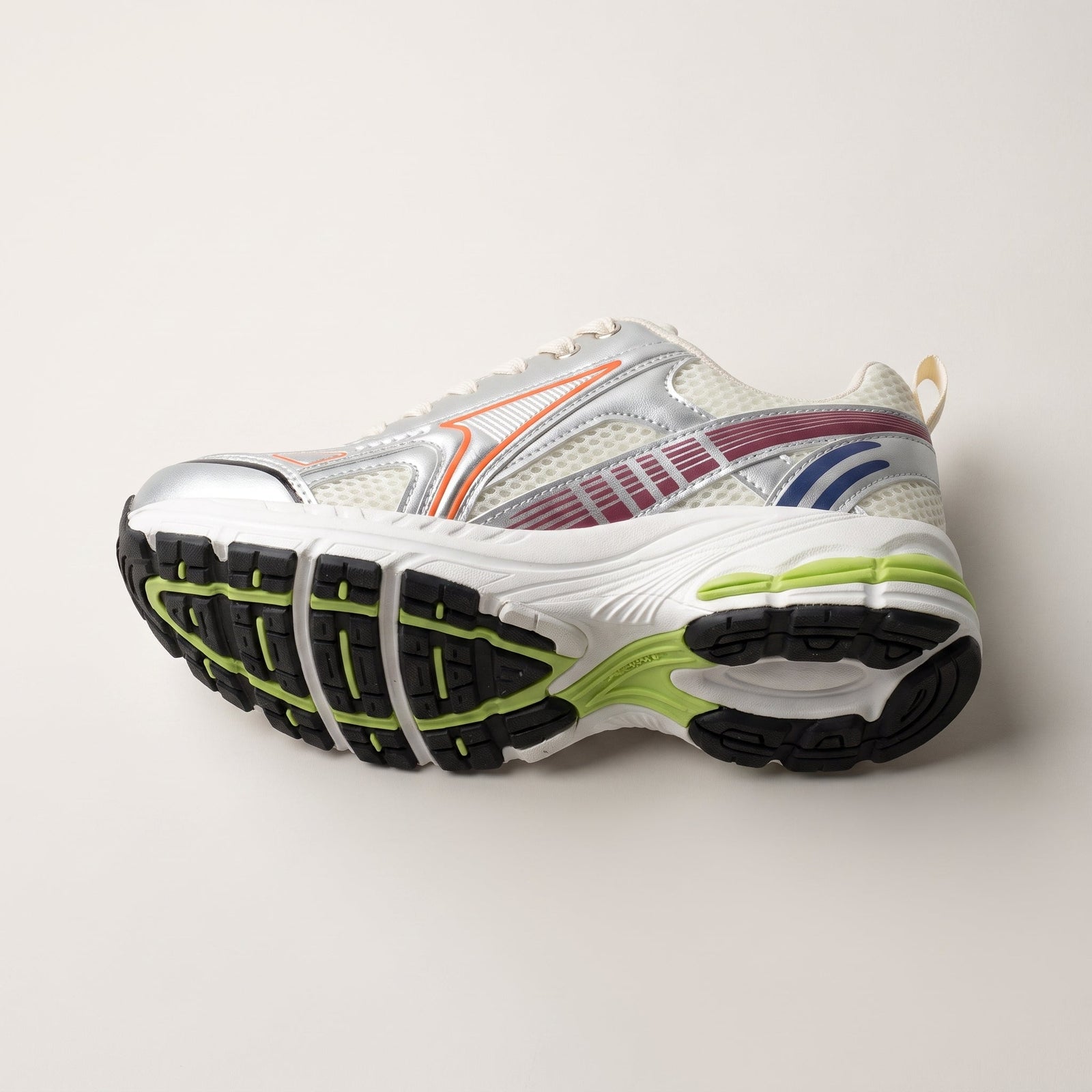 AG3 Fusion sole and upper texture detail flat-lay