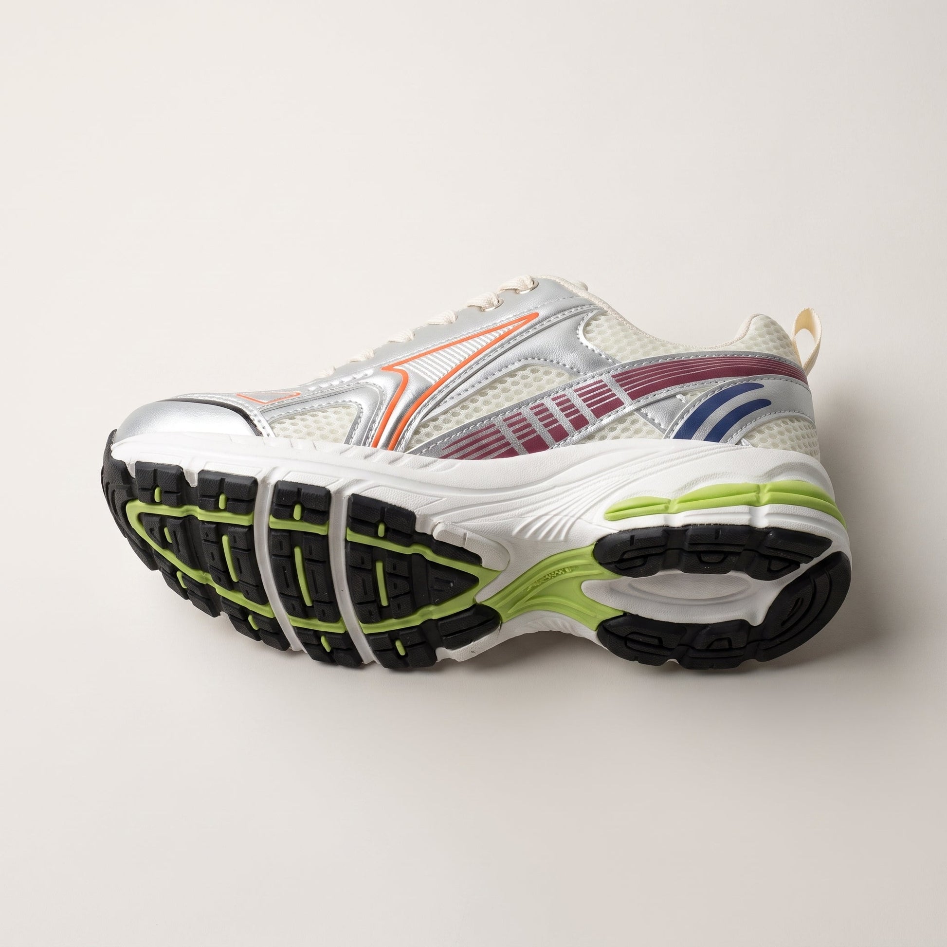 AG3 Fusion sole and upper texture detail flat-lay